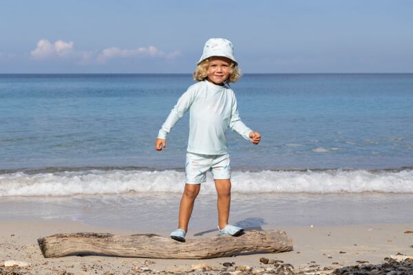Dětské barefoot boty do vody Playshoes Surfbus 2 Dětské UV tričko Playshoes Surfbus - dlouhý rukáv Dětský UV klobouk Playshoes Surfbus oboustranný Dětský plavecký set s UV Playshoes Surfbus