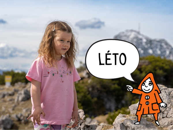 Funkční letní oblečení pro děti do lesní školky.