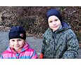 Dětská softshellová čepice pod helmu Neobyčejně.cz černá 2