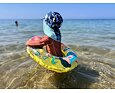 Dětská UV čepice SplashAbout pirát s kšiltem Up in the Air 11 Dětské UV tričko Playshoes Dinosauři ocher - dlouhý rukáv