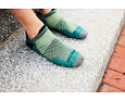 Kotníkové funkční ponožky s merinem Darn tough Run No Show Tab Ultra-Lightweight With Cushion - teal 5